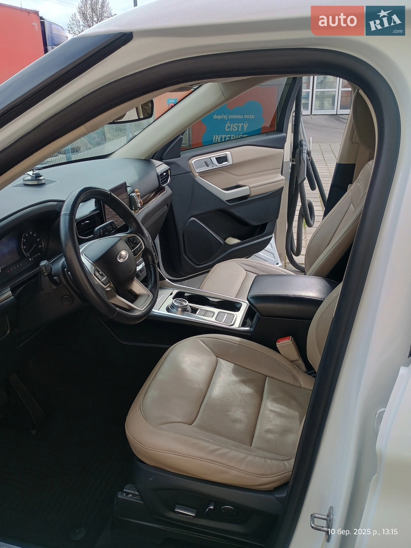 2020 Ford Explorer - мініатюра 16