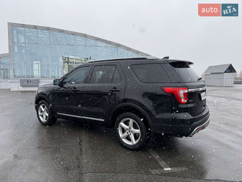 Внедорожник / Кроссовер Ford Explorer 2016 в Киеве