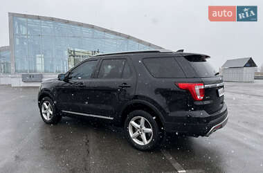 Внедорожник / Кроссовер Ford Explorer 2016 в Киеве