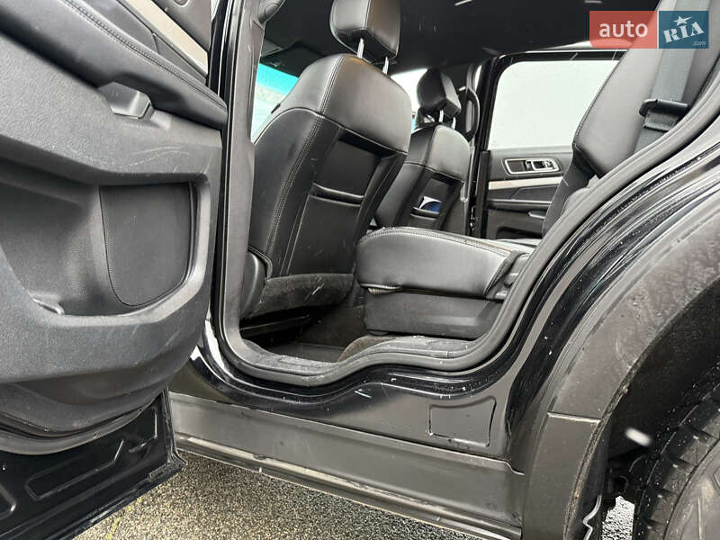Внедорожник / Кроссовер Ford Explorer 2016 в Киеве