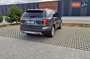 Позашляховик / Кросовер Ford Explorer 2017 в 