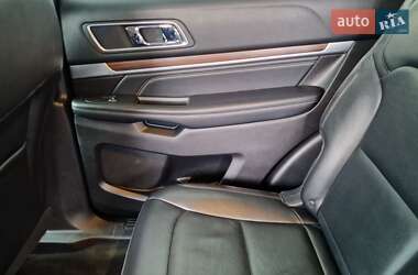 Позашляховик / Кросовер Ford Explorer 2017 в Хмельницькому фото 22 Позашляховик / Кросовер Ford Explorer 2017 в Хмельницькому