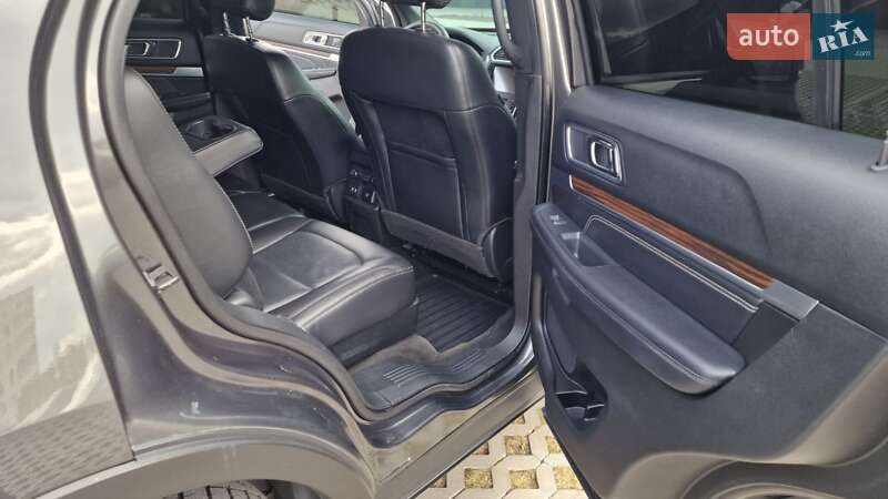Позашляховик / Кросовер Ford Explorer 2017 в Хмельницькому фото 27 Позашляховик / Кросовер Ford Explorer 2017 в Хмельницькому