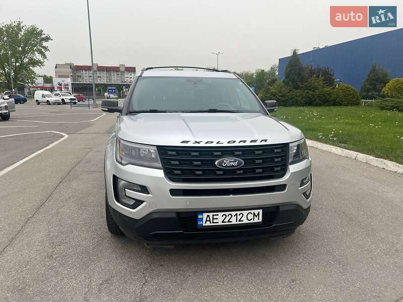 Внедорожник / Кроссовер Ford Explorer 2017 в Днепре фото 7 Внедорожник / Кроссовер Ford Explorer 2017 в Днепре