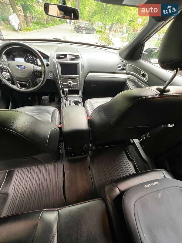 Внедорожник / Кроссовер Ford Explorer 2017 в Днепре фото 12 Внедорожник / Кроссовер Ford Explorer 2017 в Днепре