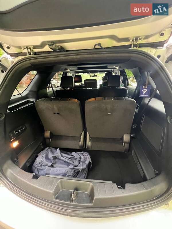 Внедорожник / Кроссовер Ford Explorer 2017 в Днепре