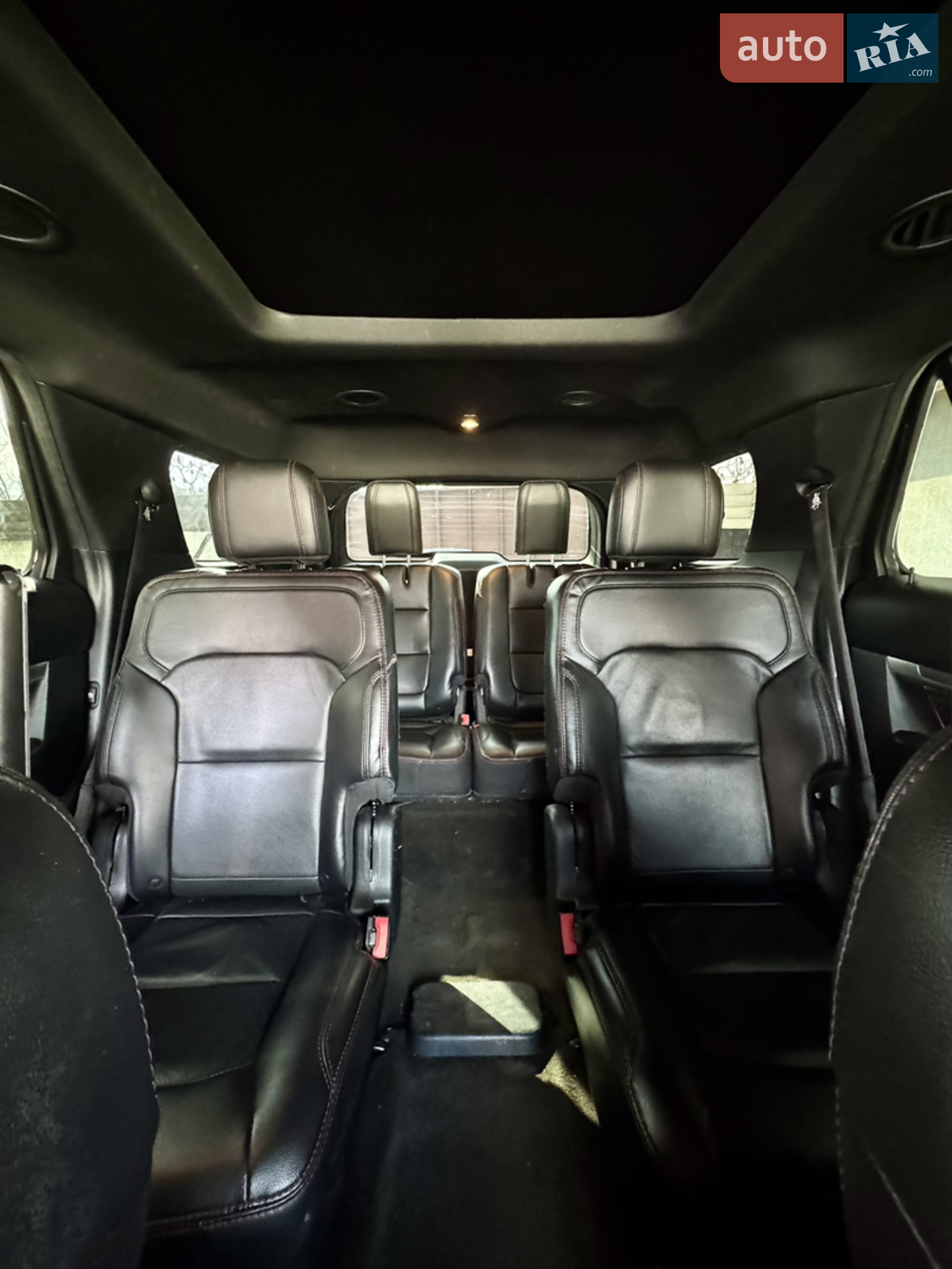 2017 Ford Explorer - мініатюра 3