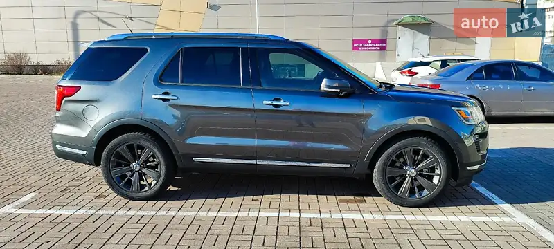 Ford Explorer