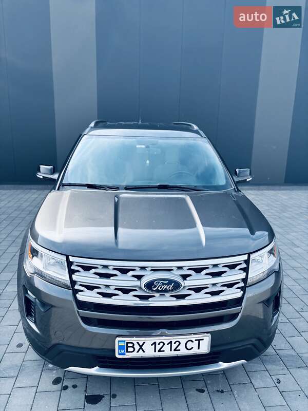 Внедорожник / Кроссовер Ford Explorer 2018 в Хмельницком