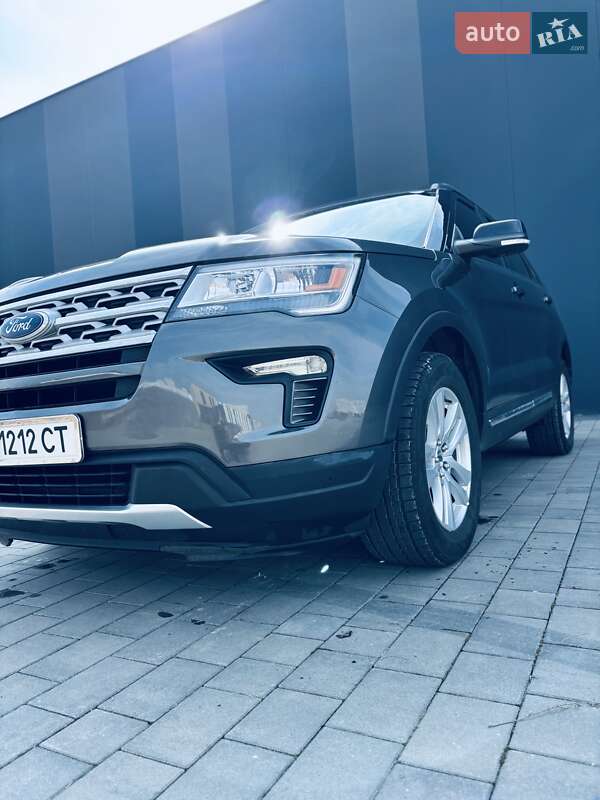 Внедорожник / Кроссовер Ford Explorer 2018 в Хмельницком