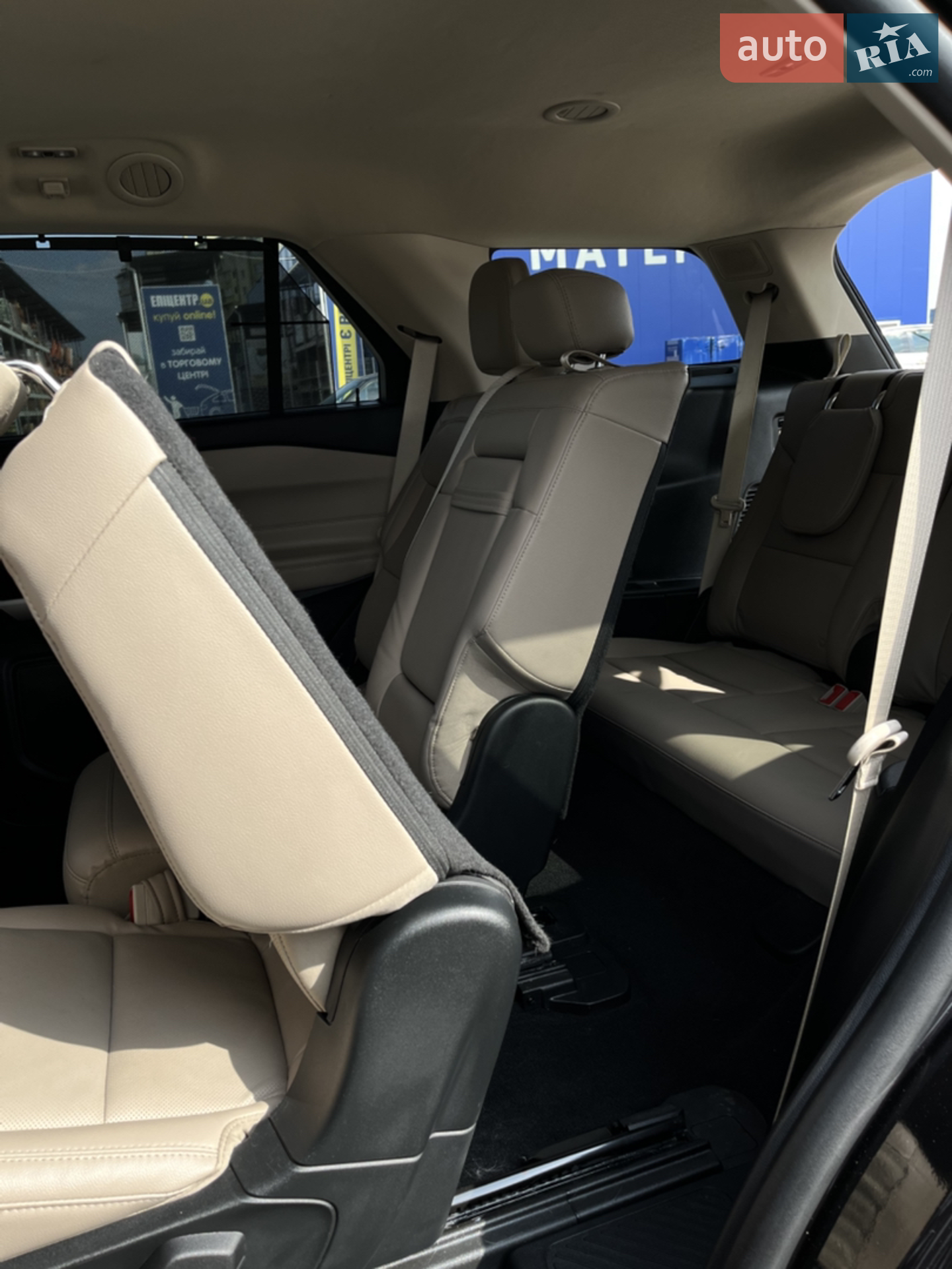 2022 Ford Explorer - мініатюра 27