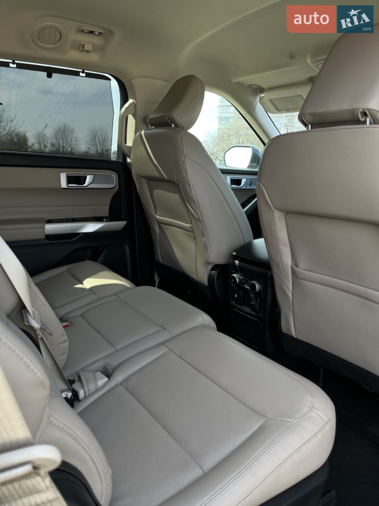 2022 Ford Explorer - мініатюра 31