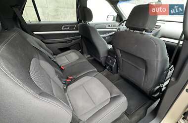 Внедорожник / Кроссовер Ford Explorer 2016 в 