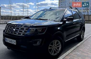 Позашляховик / Кросовер Ford Explorer 2016 в 