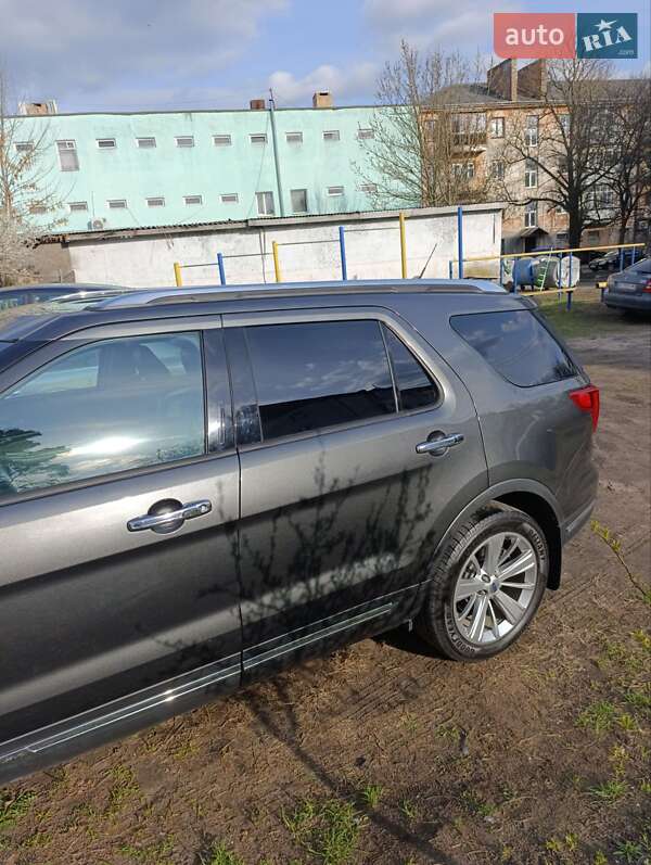 Внедорожник / Кроссовер Ford Explorer 2019 в Бродах