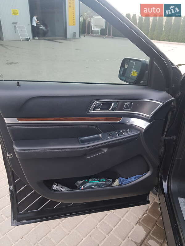 Внедорожник / Кроссовер Ford Explorer 2015 в Ковеле фото 10 Внедорожник / Кроссовер Ford Explorer 2015 в Ковеле