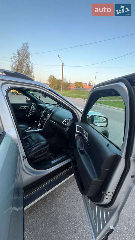 Внедорожник / Кроссовер Ford Explorer 2013 в Александрие фото 13 Внедорожник / Кроссовер Ford Explorer 2013 в Александрие