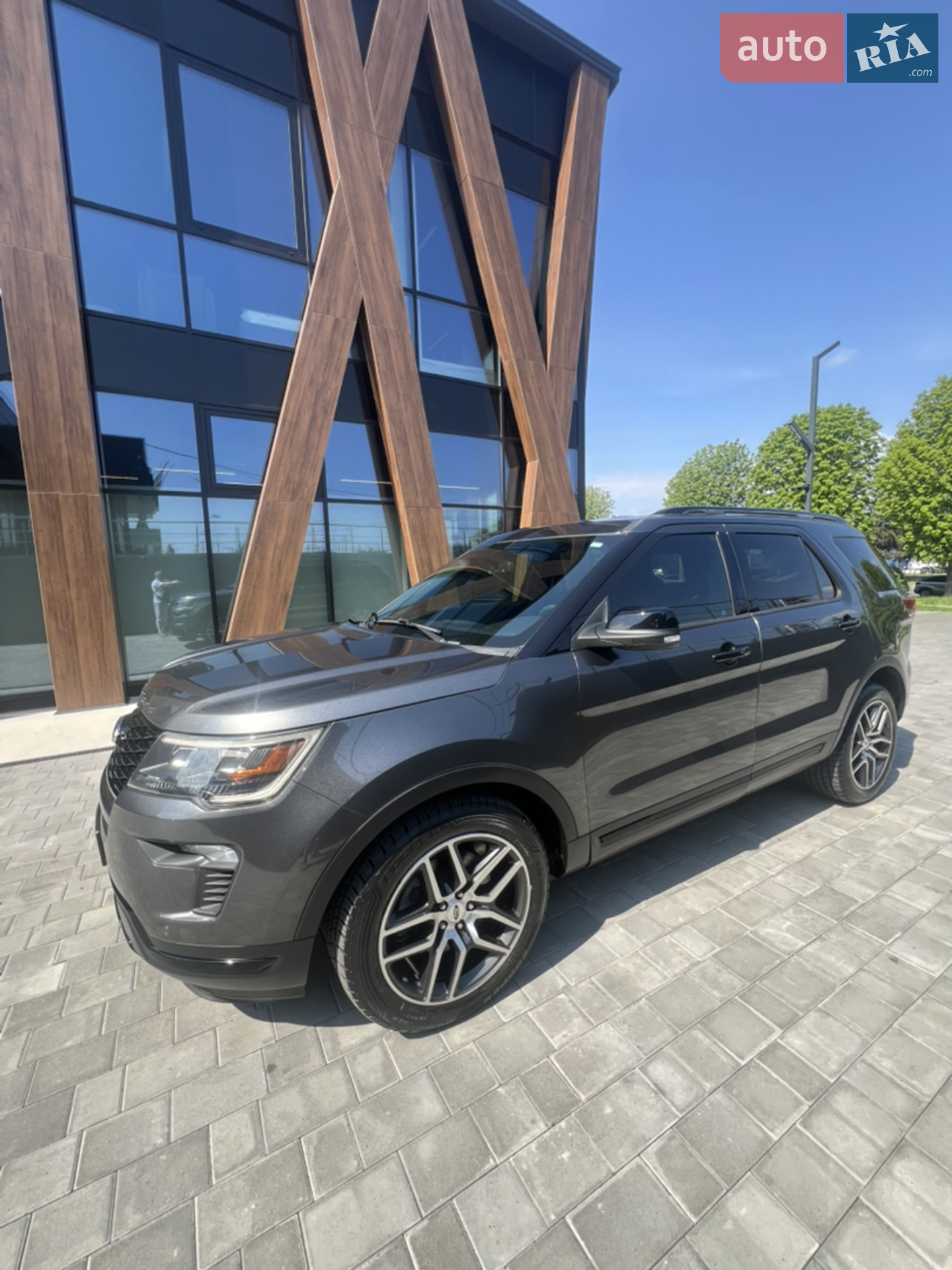 2018 Ford Explorer - мініатюра 5