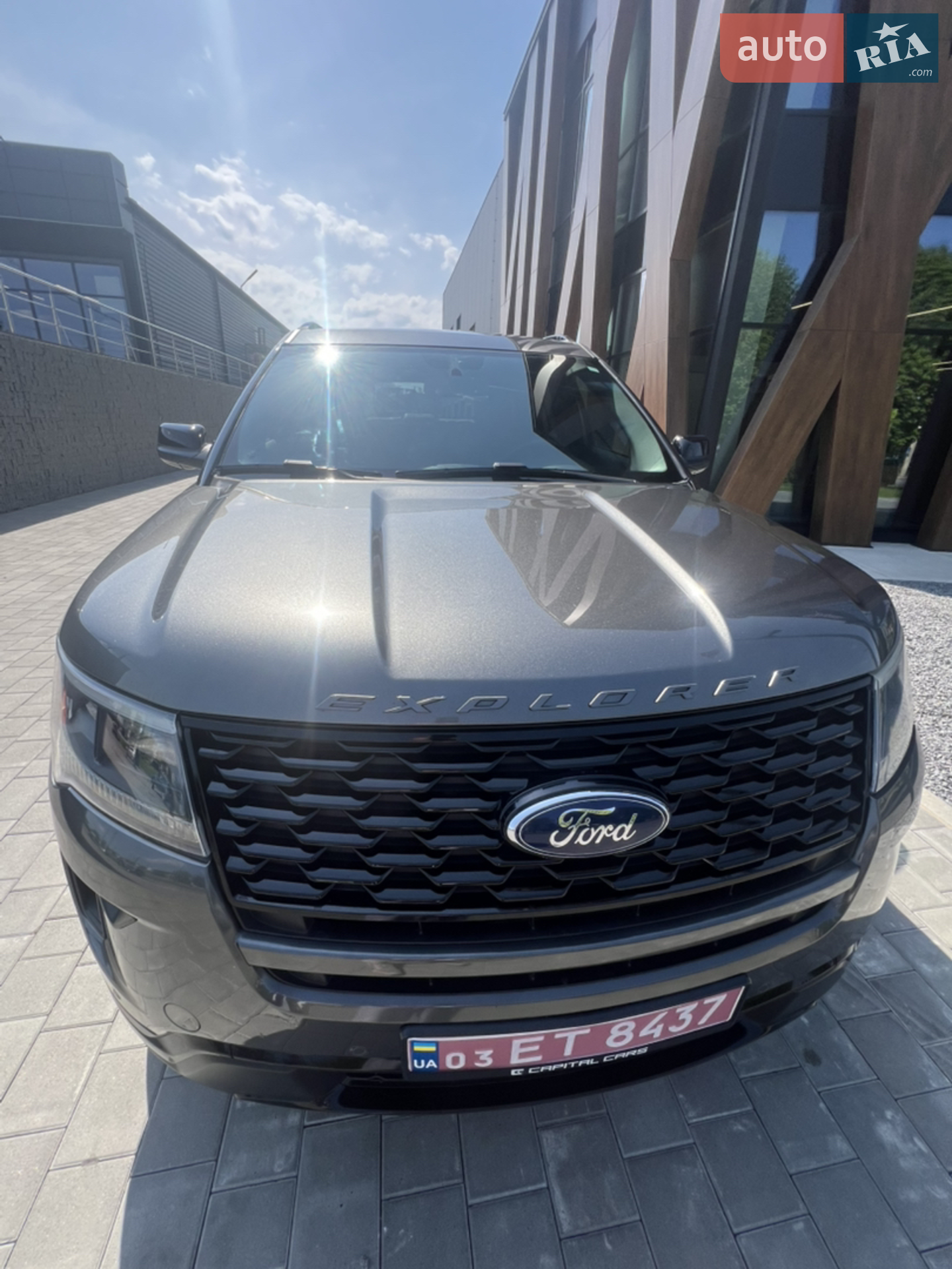 2018 Ford Explorer - мініатюра 3