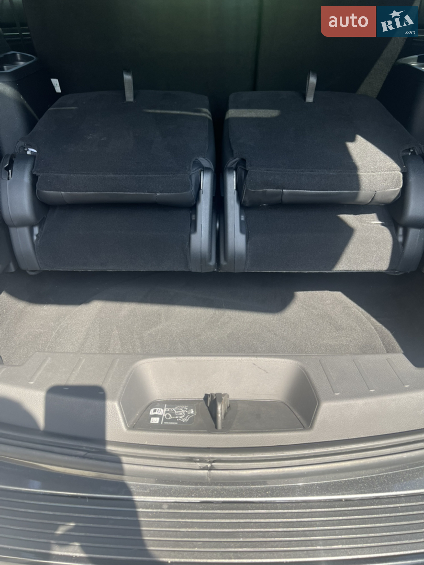2018 Ford Explorer - мініатюра 24
