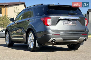 Позашляховик / Кросовер Ford Explorer 2019 в 