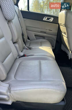 Внедорожник / Кроссовер Ford Explorer 2014 в Николаеве