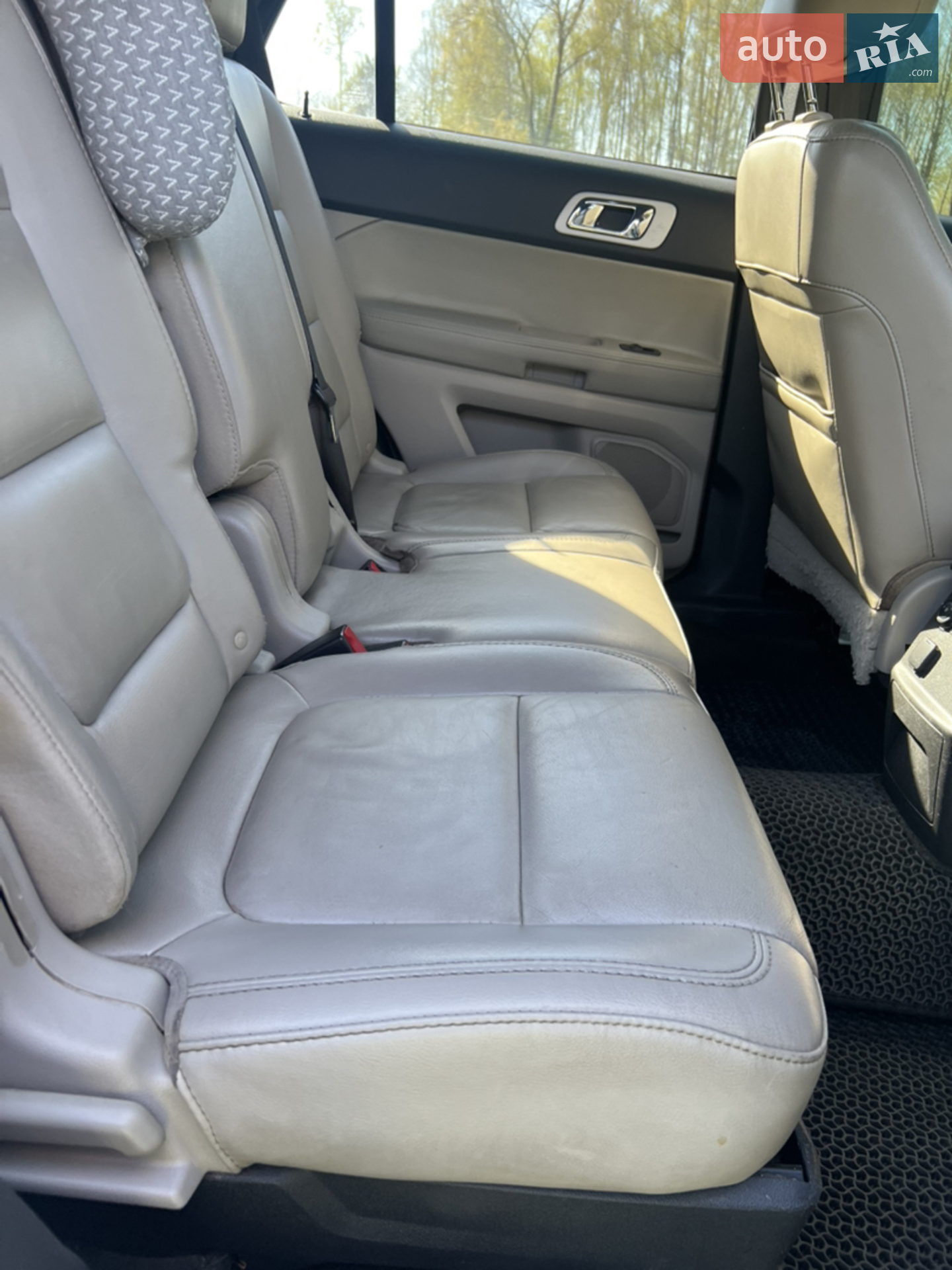 2014 Ford Explorer - мініатюра 3
