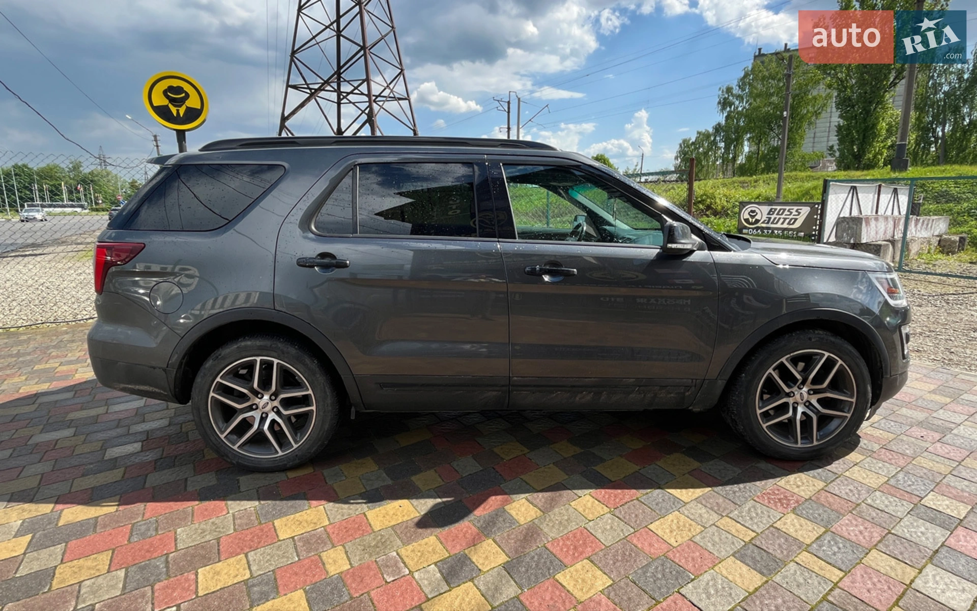 2016 Ford Explorer - мініатюра 8