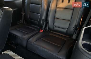 Позашляховик / Кросовер Ford Explorer 2016 в 