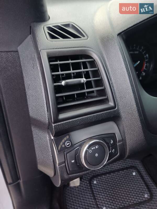 Внедорожник / Кроссовер Ford Explorer 2017 в Кременце фото 43 Внедорожник / Кроссовер Ford Explorer 2017 в Кременце