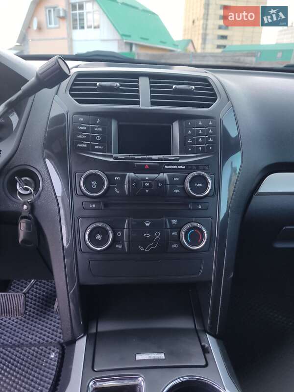 Внедорожник / Кроссовер Ford Explorer 2017 в Кременце фото 49 Внедорожник / Кроссовер Ford Explorer 2017 в Кременце