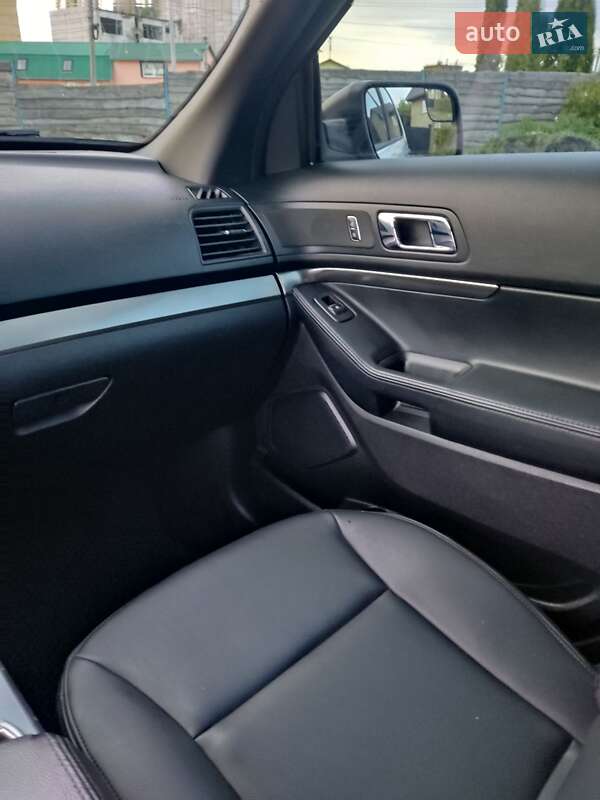 Внедорожник / Кроссовер Ford Explorer 2017 в Кременце фото 52 Внедорожник / Кроссовер Ford Explorer 2017 в Кременце