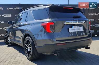Позашляховик / Кросовер Ford Explorer 2020 в 