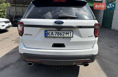 Позашляховик / Кросовер Ford Explorer 2017 в 