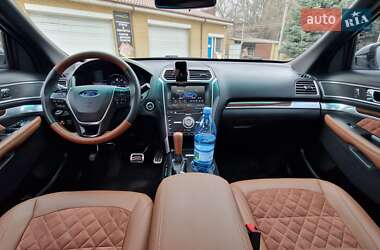 Внедорожник / Кроссовер Ford Explorer 2015 в 