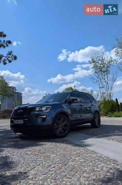 Внедорожник / Кроссовер Ford Explorer 2018 в 