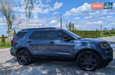 Внедорожник / Кроссовер Ford Explorer 2018 в 