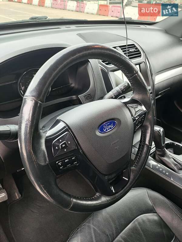Внедорожник / Кроссовер Ford Explorer 2017 в Одессе