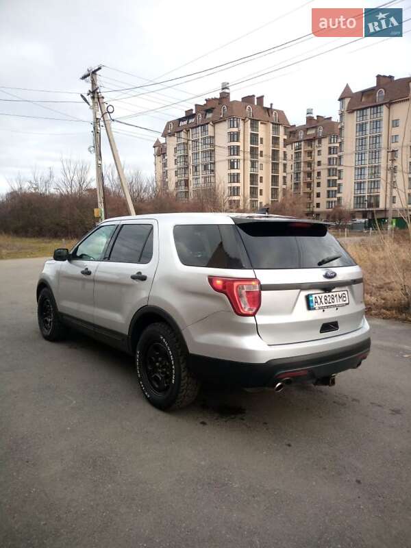 Позашляховик / Кросовер Ford Explorer 2016 в Києві