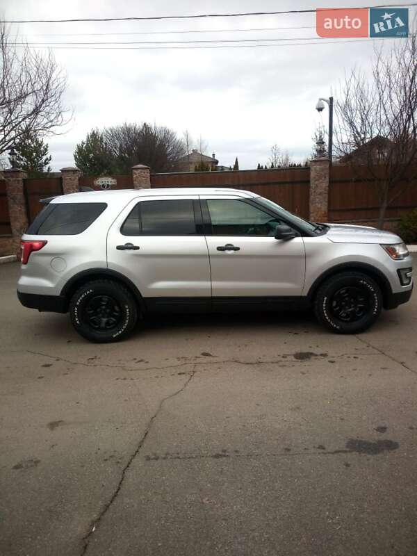 Позашляховик / Кросовер Ford Explorer 2016 в Києві