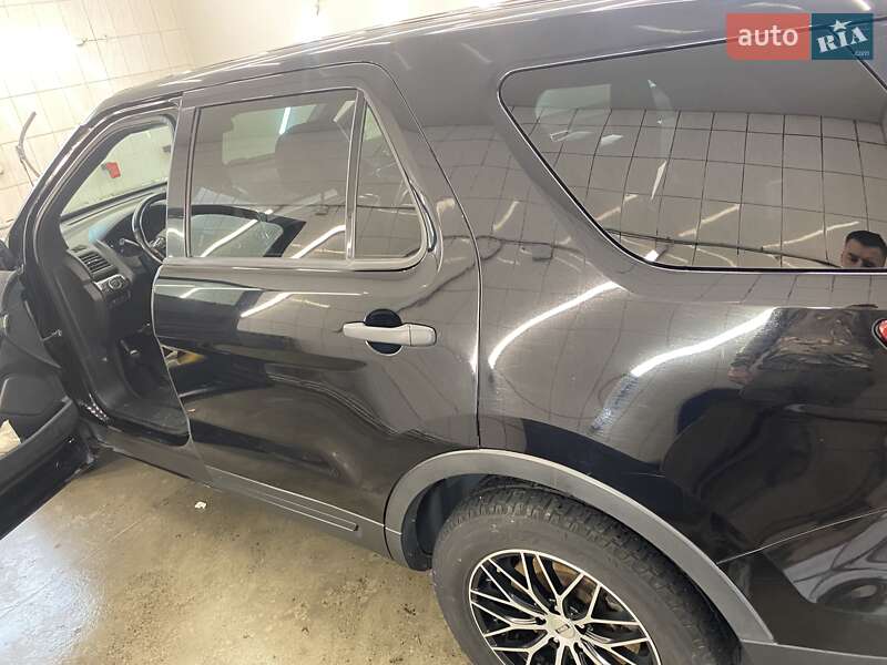 Внедорожник / Кроссовер Ford Explorer 2017 в Новомосковске