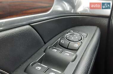 Позашляховик / Кросовер Ford Explorer 2017 в  фото 24 Позашляховик / Кросовер Ford Explorer 2017 в