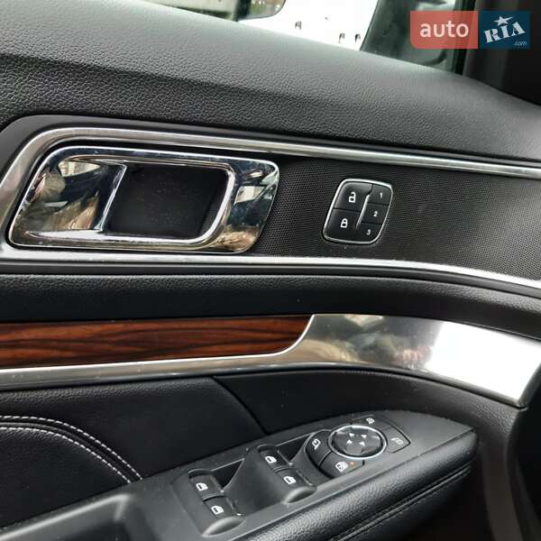 Позашляховик / Кросовер Ford Explorer 2017 в Черкасах фото 30 Позашляховик / Кросовер Ford Explorer 2017 в Черкасах