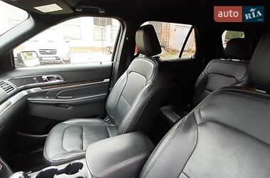 Позашляховик / Кросовер Ford Explorer 2017 в  фото 19 Позашляховик / Кросовер Ford Explorer 2017 в