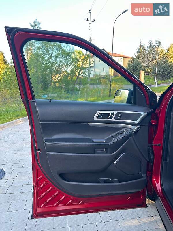 Позашляховик / Кросовер Ford Explorer 2012 в Дрогобичі