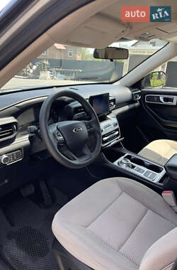 Позашляховик / Кросовер Ford Explorer 2020 в 