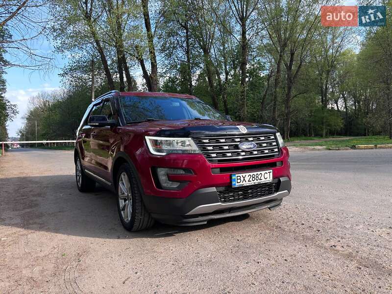 Внедорожник / Кроссовер Ford Explorer 2016 в Хмельницком