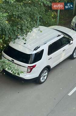 Позашляховик / Кросовер Ford Explorer 2013 в Рівному