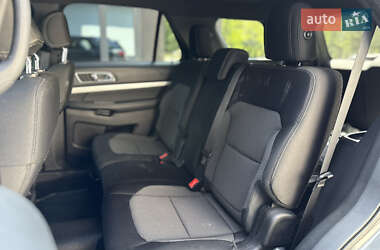 Внедорожник / Кроссовер Ford Explorer 2017 в 