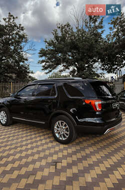 Внедорожник / Кроссовер Ford Explorer 2017 в 